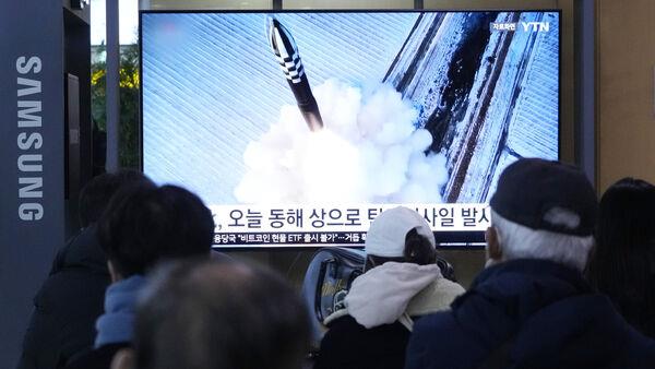 朝鲜发射疑似可达美国远程基地的弹道导弹